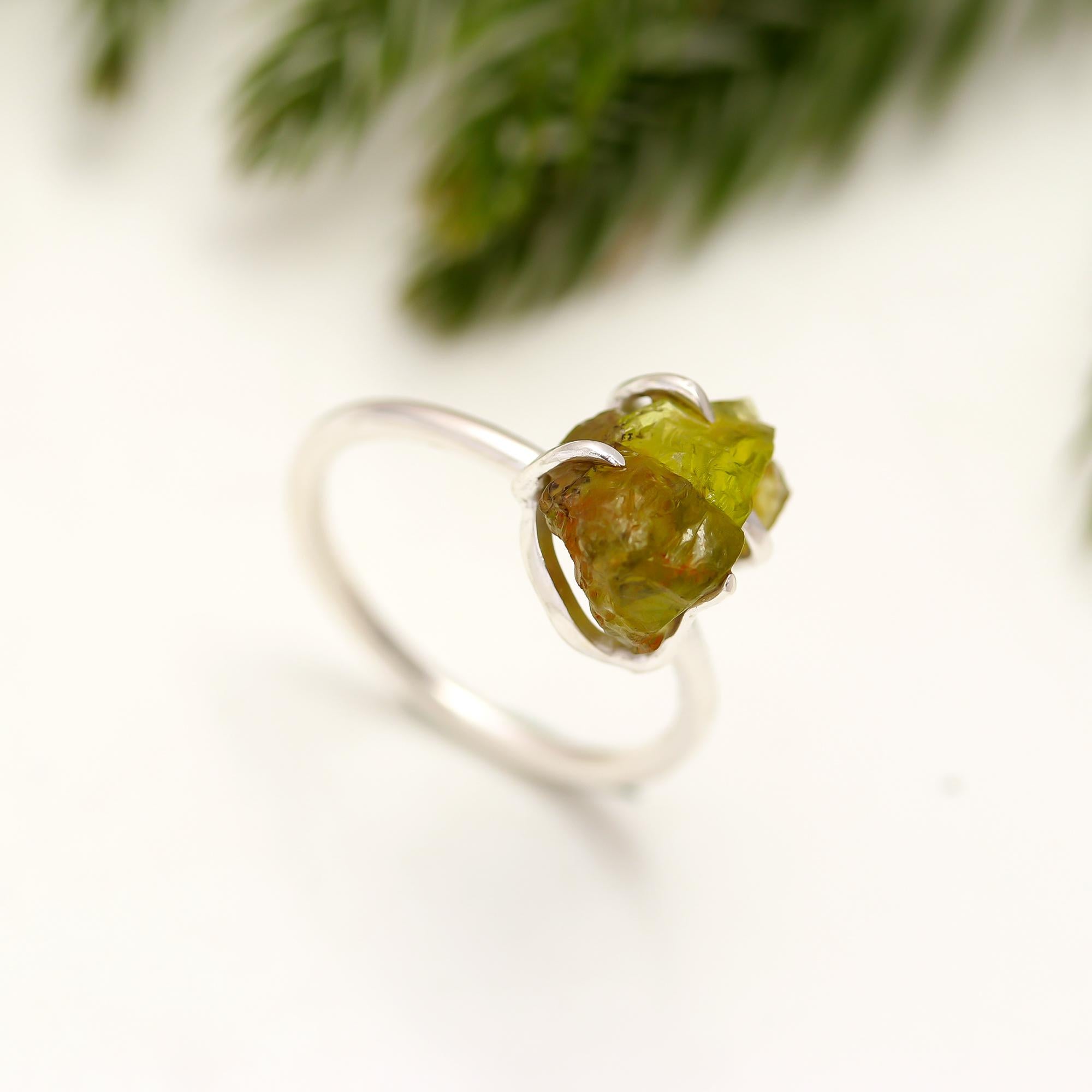 AA Natural Peridot Raw 925 Sterling Silver Ring, Peridot Handmade Ring, Peridot Silver Raw Stone Ring, Gift for Her, Handmade Silver Ring